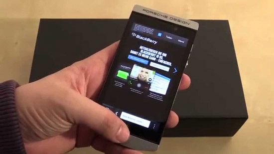 man hinh blackberry Porsche Design P'9982