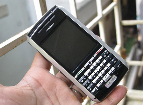 BlackBerry-7130-thiet-ke
