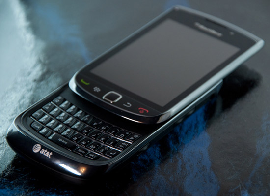 Blackberry-9800-(Torch)-thiet-ke
