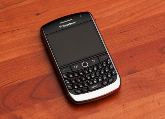 blackberry-8900-man-hinh