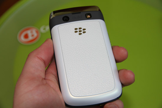 blackberry-9700-trang-camera