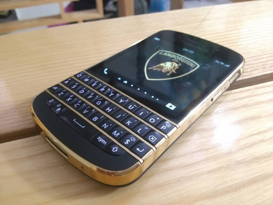 blackberry-q10-vien-gold-hieu-nang