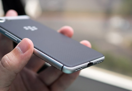 blackberry-mercury-dtek70-loa