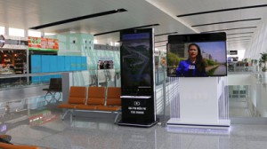 Có hay không nên sử dụng cổng sạc miễn phí ở nơi công cộng ?