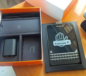 BlackBerry Passport AT&T là gì? Có giá bao nhiêu? Bán ở đâu?