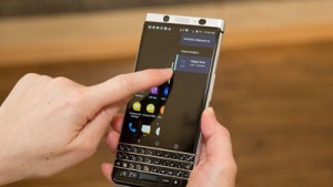 Chào đón BlackBerry KEYone lên kệ vào ngày 27/04