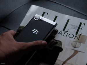 Đánh giá tổng thể BlackBerry KEYone - đáng mua hơn iPhone 7 & Galaxy S8