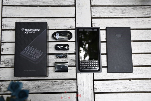 blackberry-keyone-limited-1