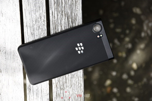 blackberry-keyone-limited-4