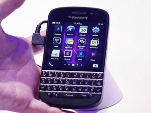 Tổng hợp so sánh BlackBerry Q10 với BlackBerry Z10, Z30, iPhone 5