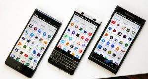So sánh BlackBerry Priv - KEYone - Motion