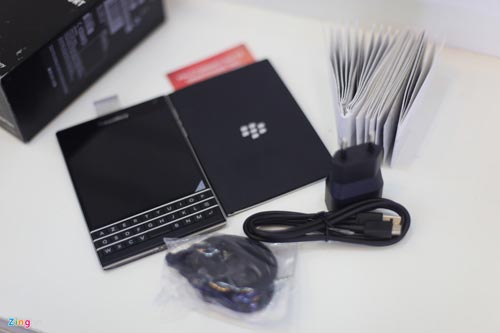 gia-blackberry-passport-co-giam-2