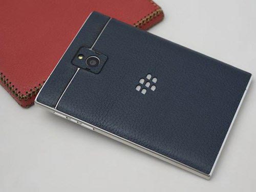 gia-blackberry-passport-co-giam-3