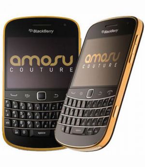 BlackBerry 9900 Gold
