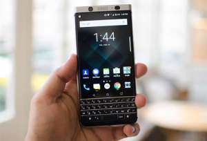 Top 5 smartphone cao cấp sở hữu pin ‘trâu’ nhất hiện nay