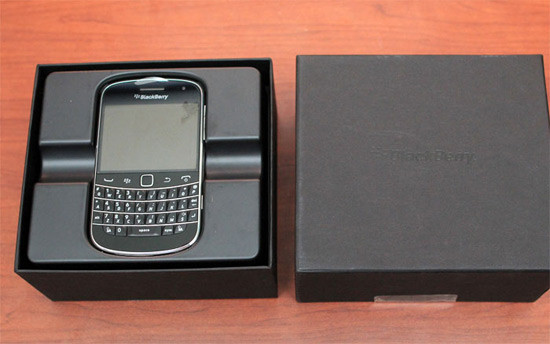 blackberry-bold-9900-new