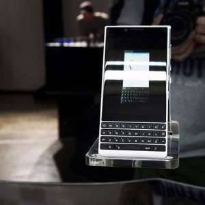So sánh BlackBerry KEY2 và BlackBerry KEYone