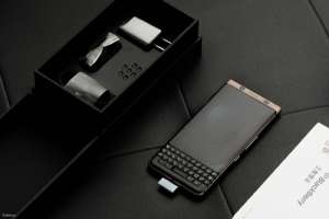 BlackBerry KEYone 2 Sim trong tầm giá cao cấp