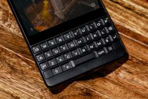 Bạn có cho rằng BlackBerry KEY2 thêm nút Speed KEY là đúng ?