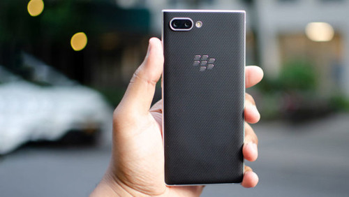 danh-gia-blackberry-key2-le-3.