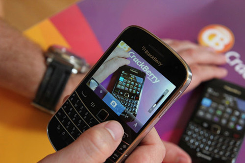 mua-pin-blackberry-9930-tai-hn-2