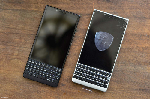 mau-sac-blackberry-key2-le-1