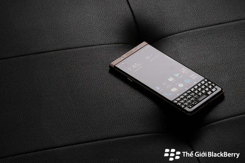 Về pin của chiếc blackberry keyone sprint
