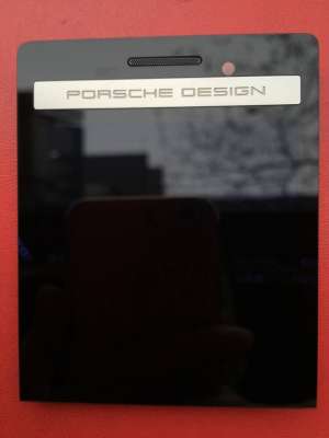 Thay màn hình Blackberry Porsche Design P'9983