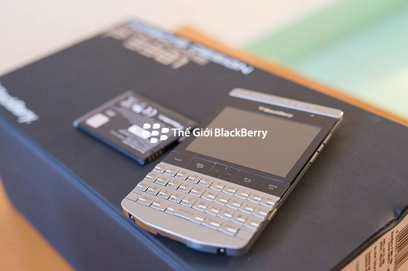 Đánh giá blackberry porscher design p9981