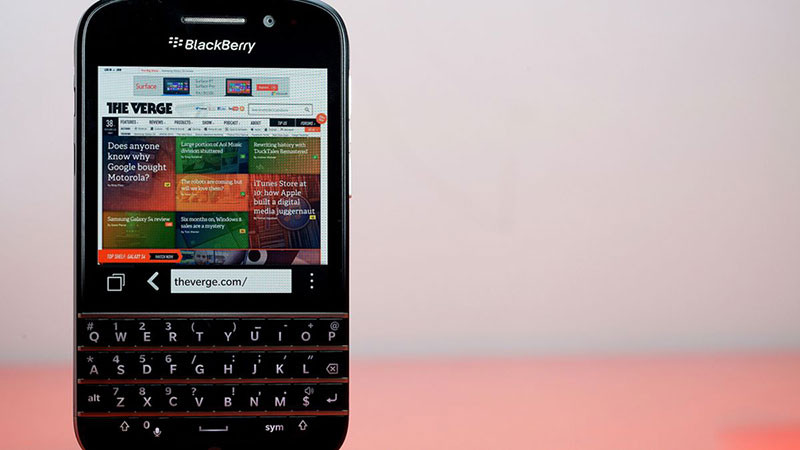 Màn hình blackberry q10