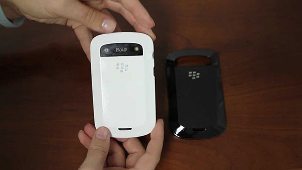 Ốp lưng bold 9900