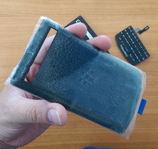 Nắp lưng blackberry 9983